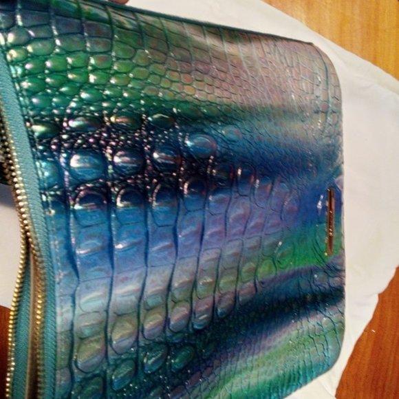 𝘽𝙧𝙖𝙣𝙙 𝙣𝙚𝙬 𝘽𝙧𝙖𝙝𝙢𝙞𝙣 𝙆𝙖𝙩𝙞𝙚 𝙞𝙣 𝘽𝙡𝙪𝙚 𝙩𝙤𝙥𝙖𝙯 - Picture 8 of 14